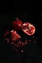Cozy Pomegranate Noir 10 oz scented candle